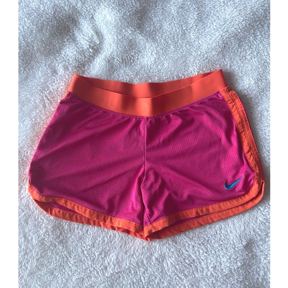 Nike women’s shorts
